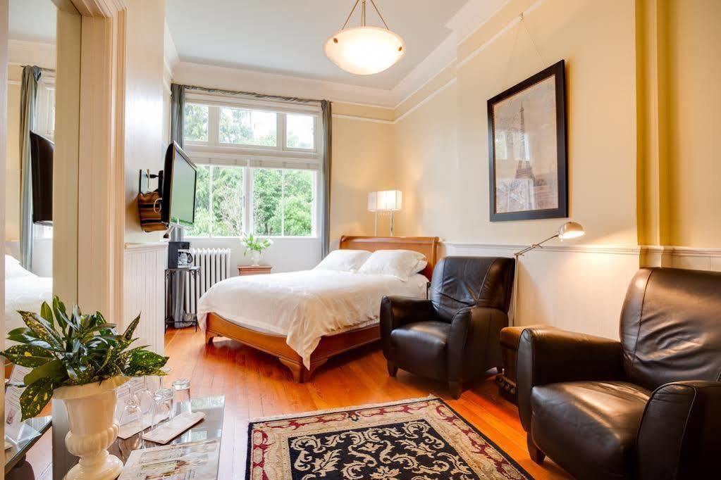 Fairholme Manor Inn Victoria Exteriér fotografie