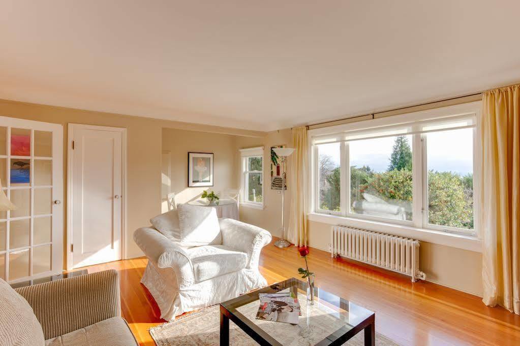 Fairholme Manor Inn Victoria Exteriér fotografie